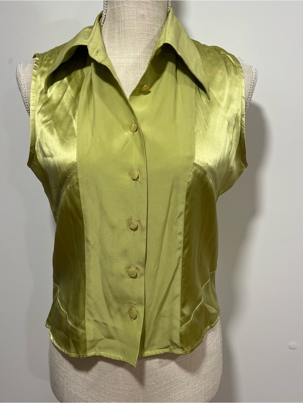 Vintage Sleeveless 100% Pure Silk Button-Front Top
